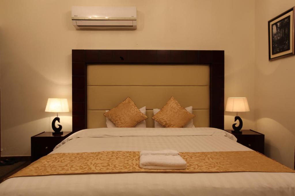 Taleen Alsulaimanyah Hotel Apartments Riyadh Rum bild